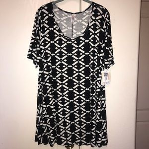 LuLaRoe Black & White Perfect T